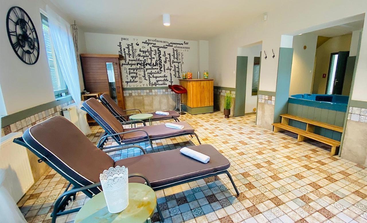 Villa Oliva Boutique Rooms 자르마디 외부 사진