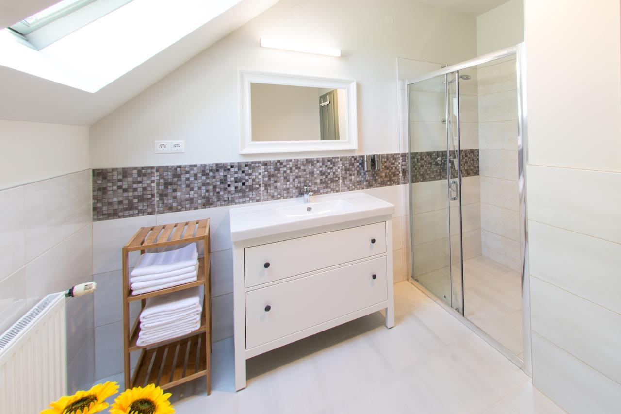 Villa Oliva Boutique Rooms 자르마디 외부 사진