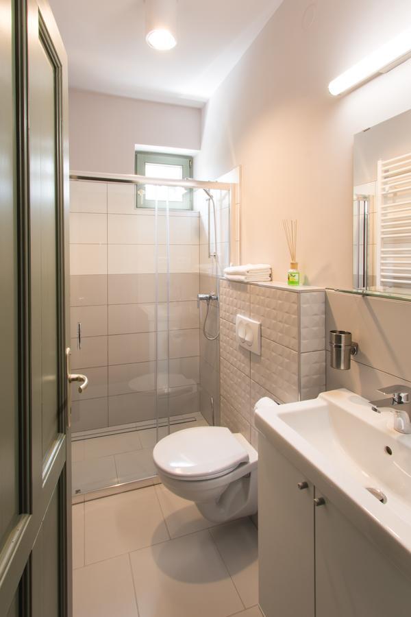 Villa Oliva Boutique Rooms 자르마디 외부 사진