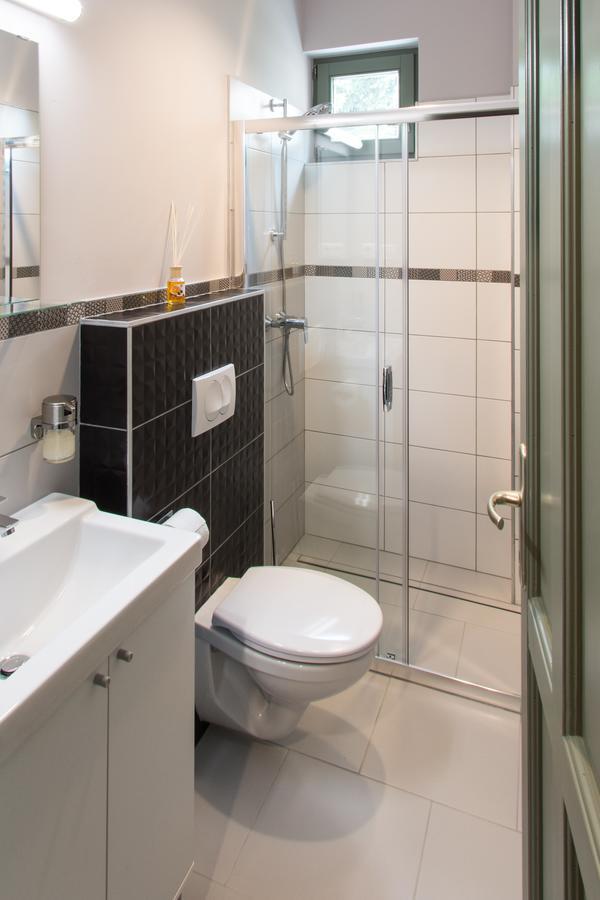 Villa Oliva Boutique Rooms 자르마디 외부 사진
