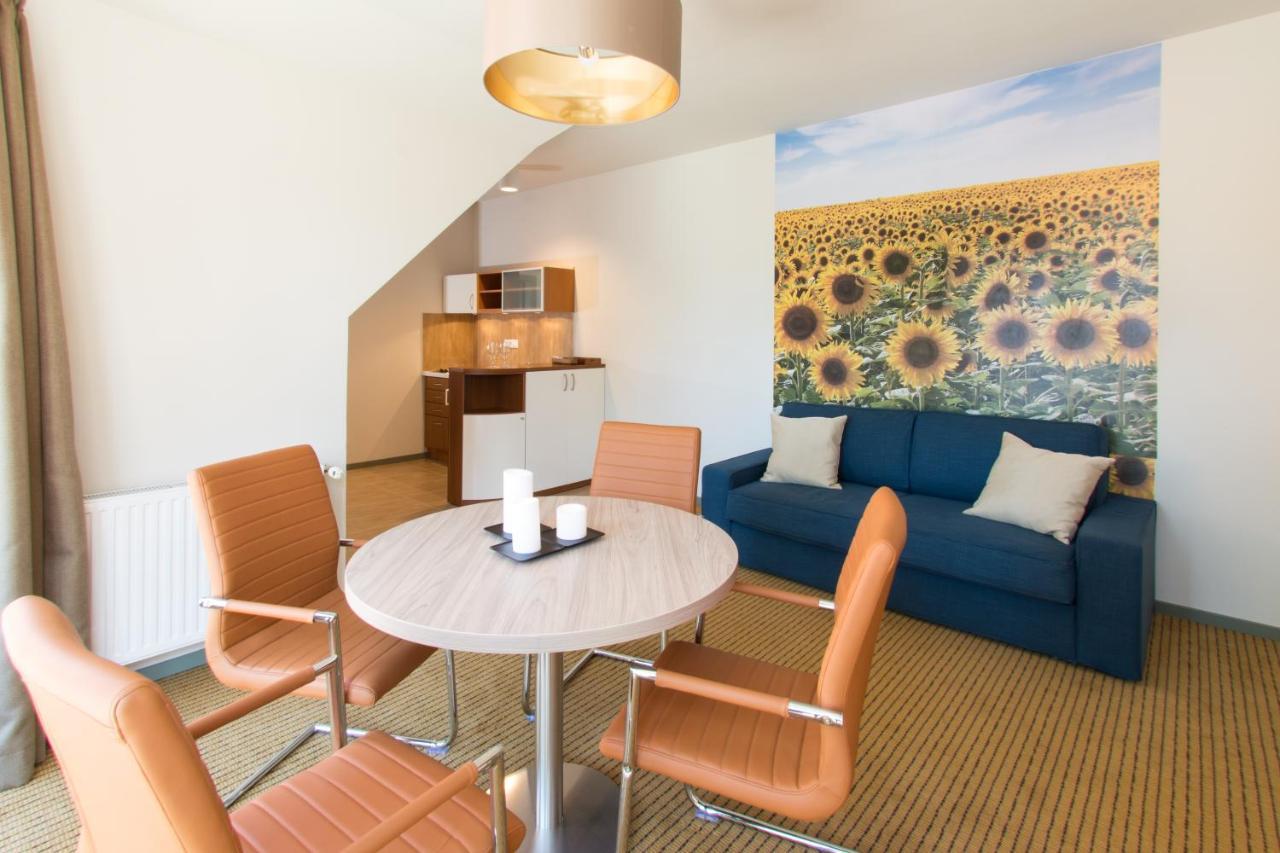 Villa Oliva Boutique Rooms 자르마디 외부 사진